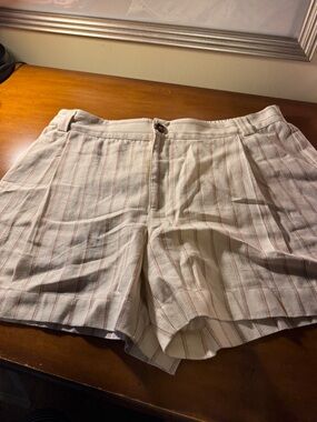 Cabi Voyage Short NWOT XL Women's Cream Striped Summer Shorts style 6799